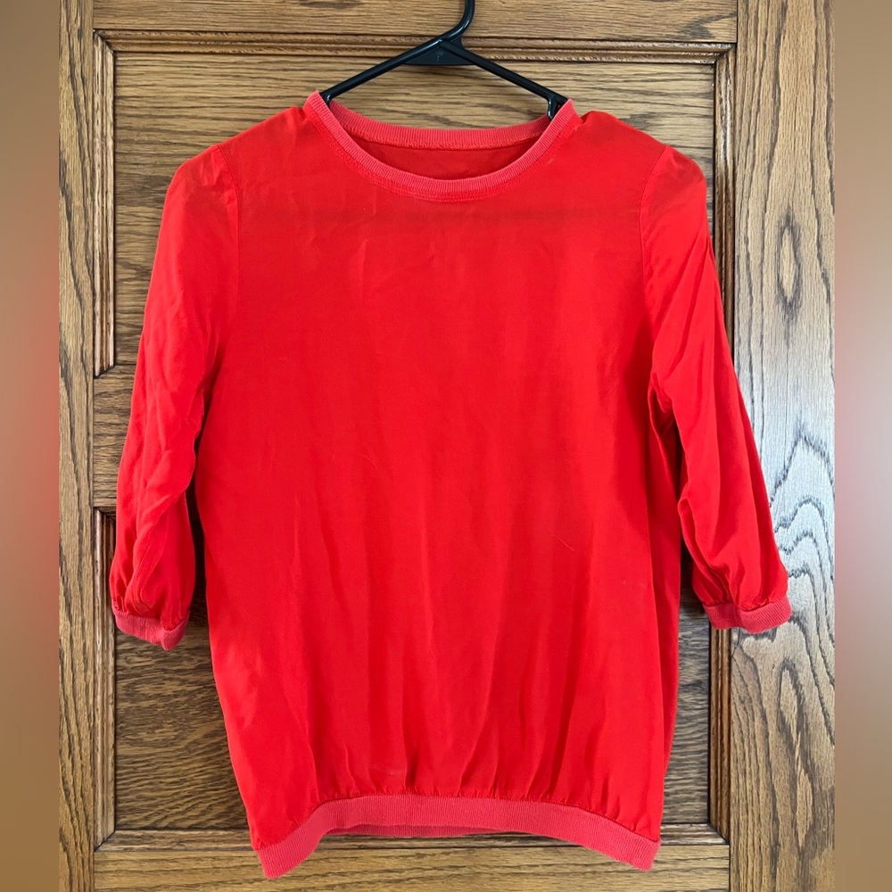 Bright red 3/4 sleeve shirt